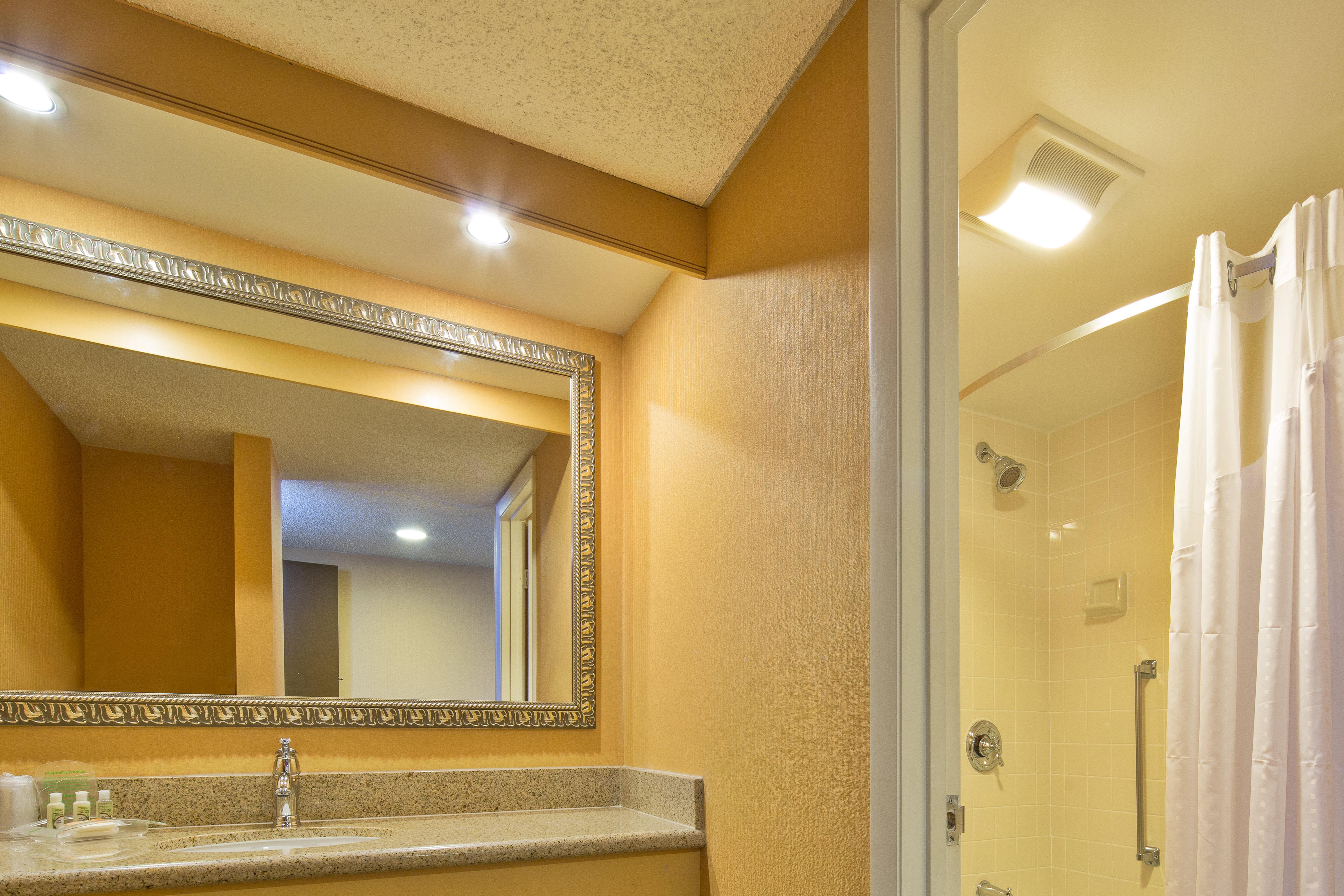 Holiday Inn Nashua, An Ihg Hotel Ngoại thất bức ảnh